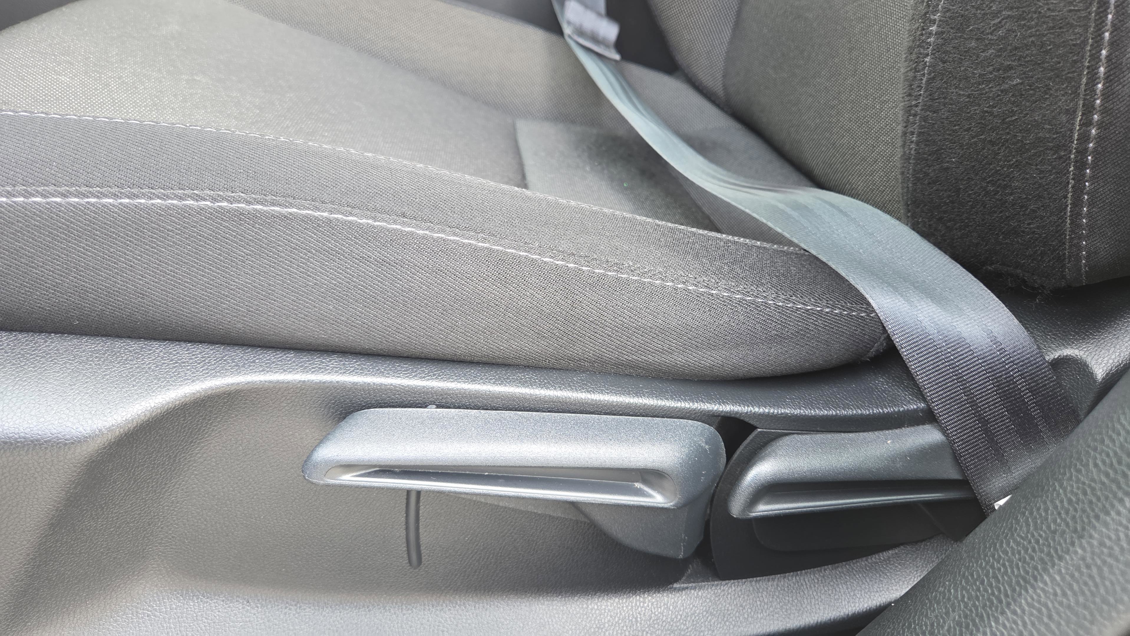 Used 2023 Honda CR-V LX image 10
