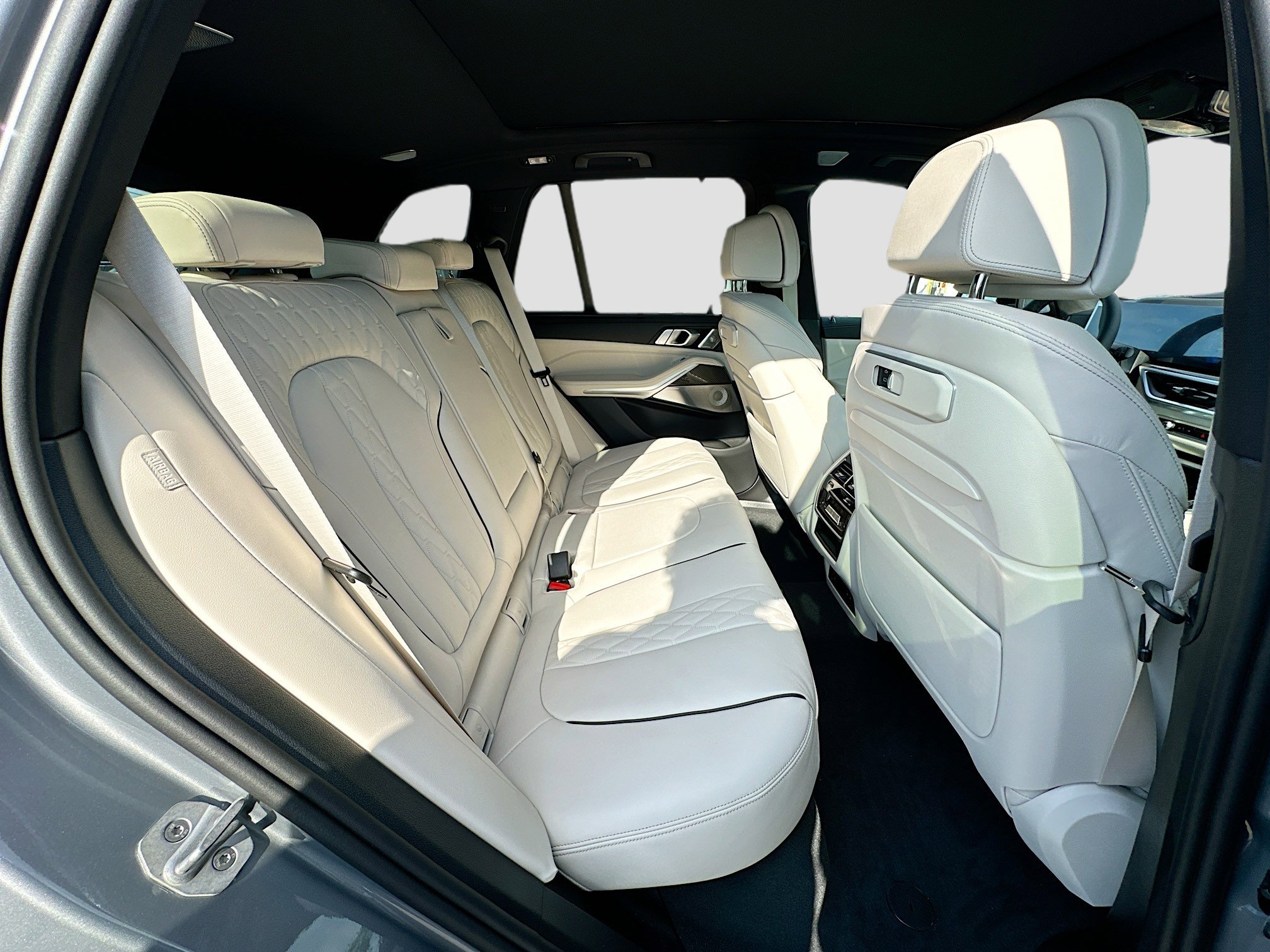 New 2026 BMW X5 M60i w/ Executive Package AWD/4WD image 22