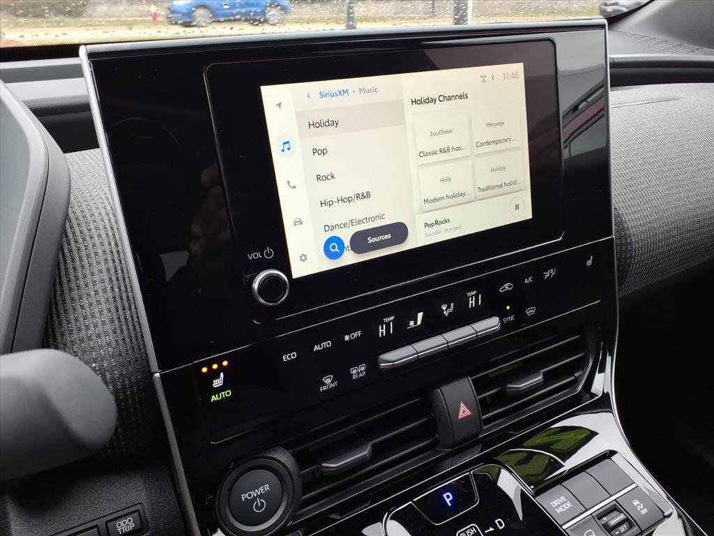 Certified 2025 Subaru Solterra Premium image 18