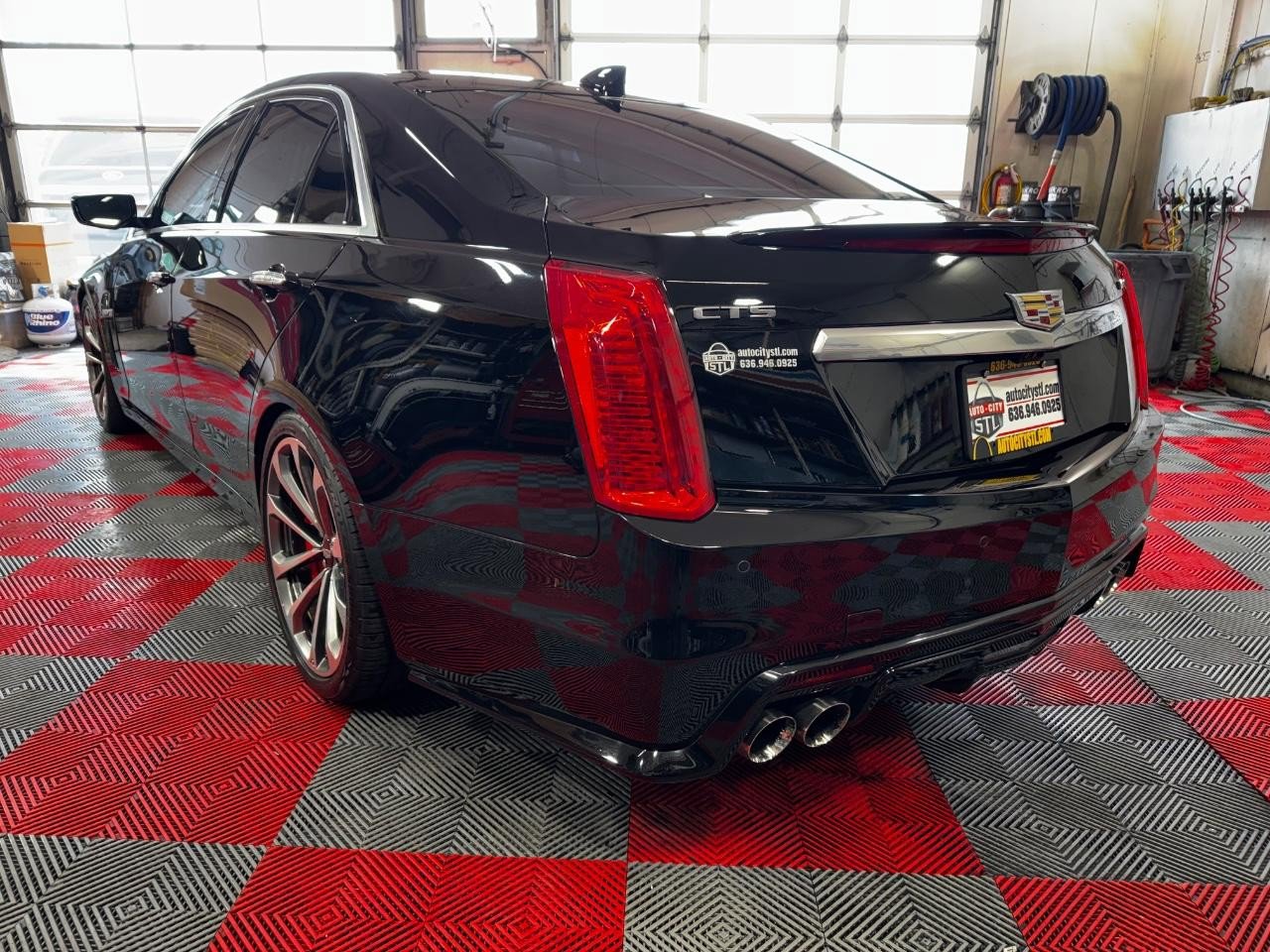 Used 2018 Cadillac CTS V w/ Luxury Package image 5