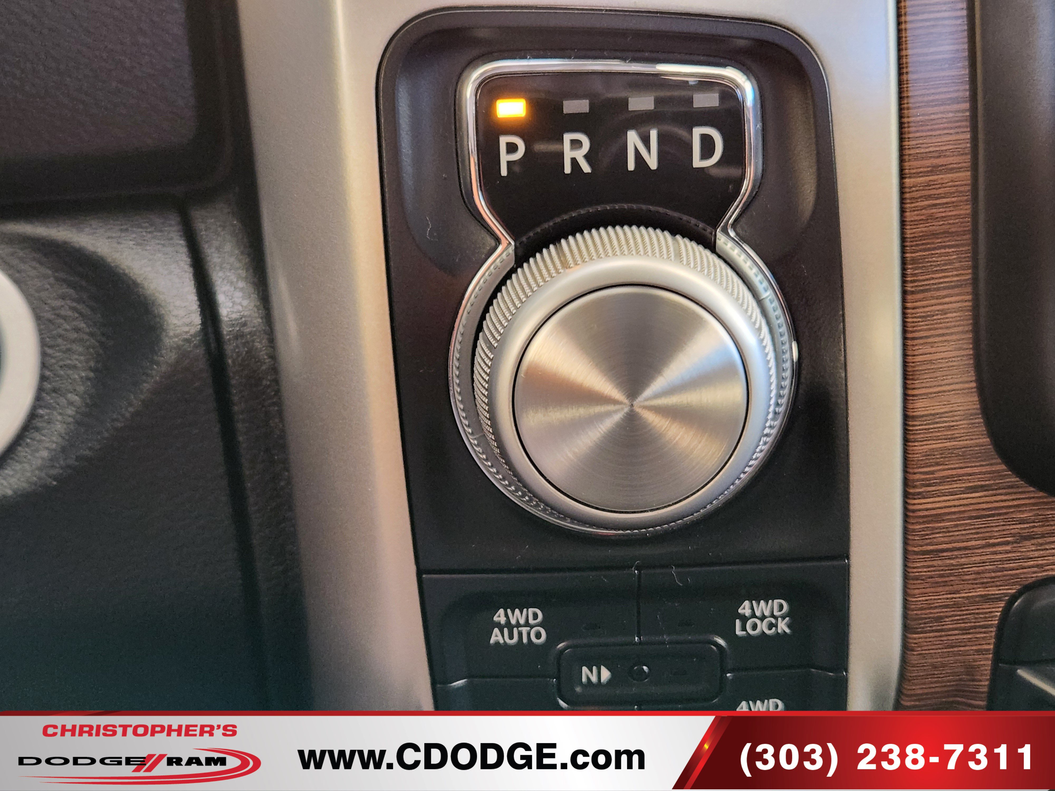 Used 2017 RAM 1500 Laramie w/ Convenience Group AWD/4WD image 27