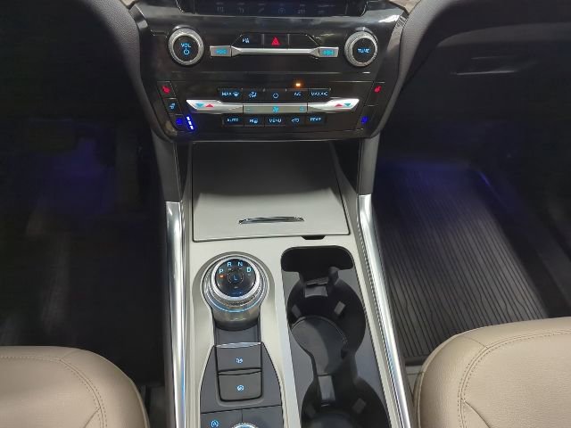 Used 2023 Ford Explorer Limited w/ Limited Technology Package AWD/4WD image 30