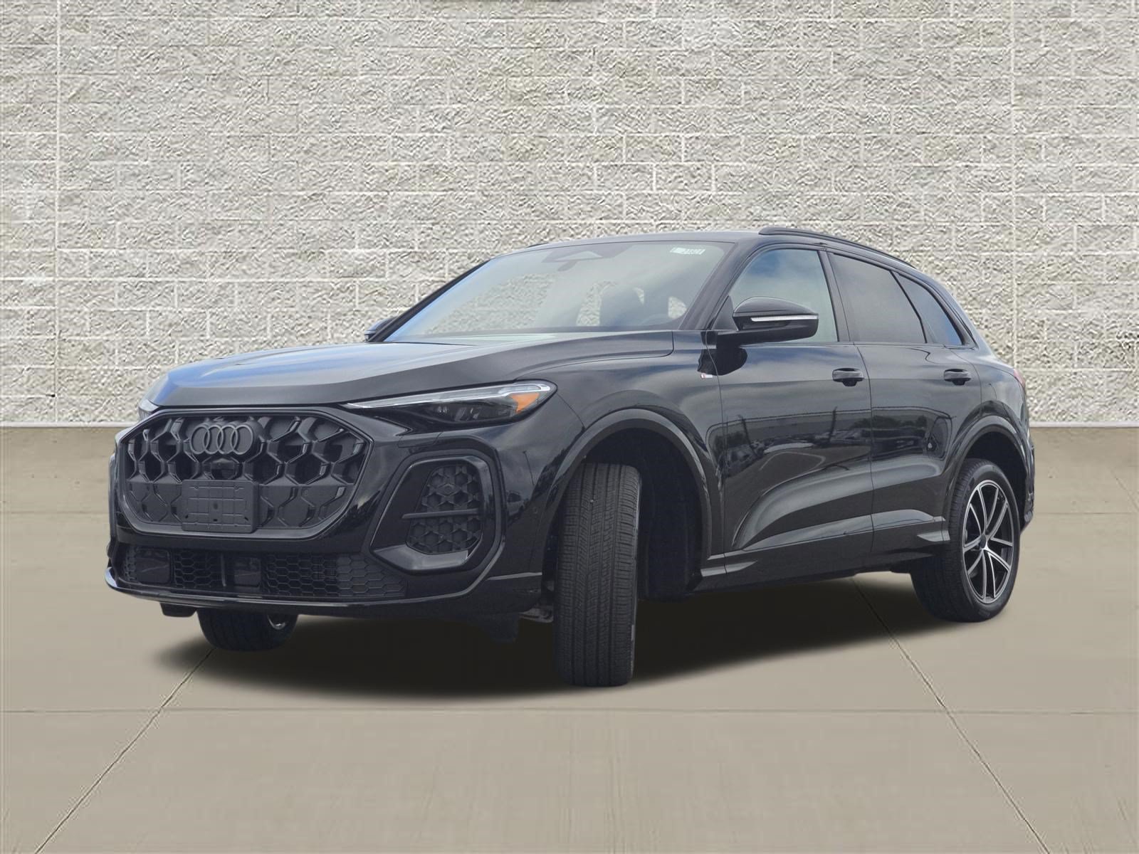 New 2026 Audi Q5 Premium AWD/4WD image 3