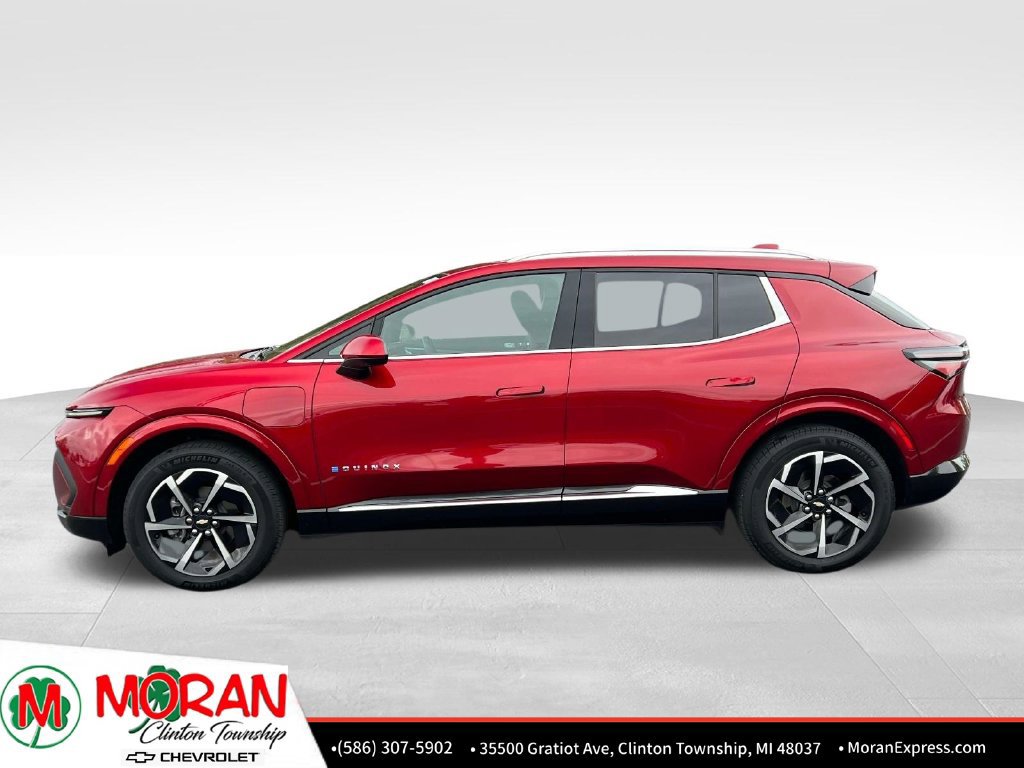 Certified 2024 Chevrolet Equinox EV LT FWD image 3
