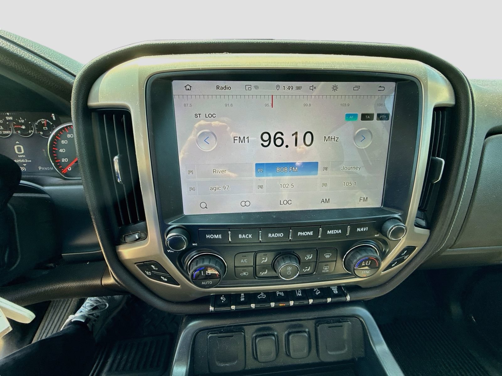 Used 2015 GMC Sierra 3500 Denali AWD/4WD image 16