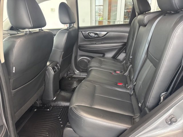 Used 2018 Nissan Rogue SL image 12