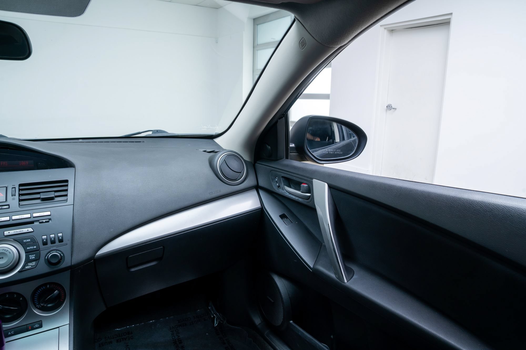 Used 2011 MAZDA MAZDA3 s Sport FWD image 9