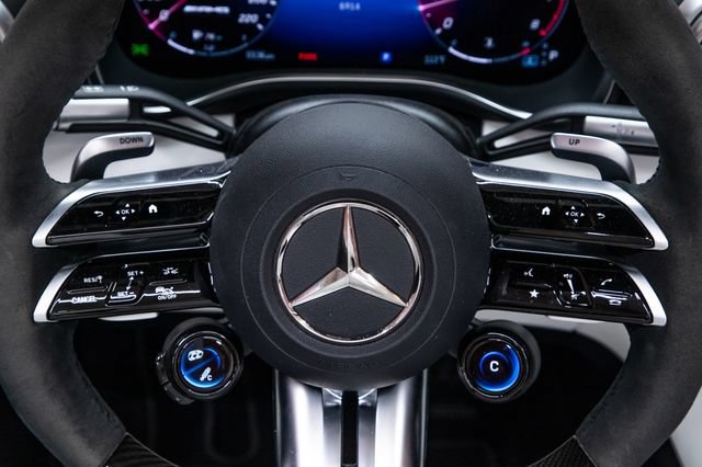 Used 2023 Mercedes-Benz SL 63 AMG 4MATIC image 35