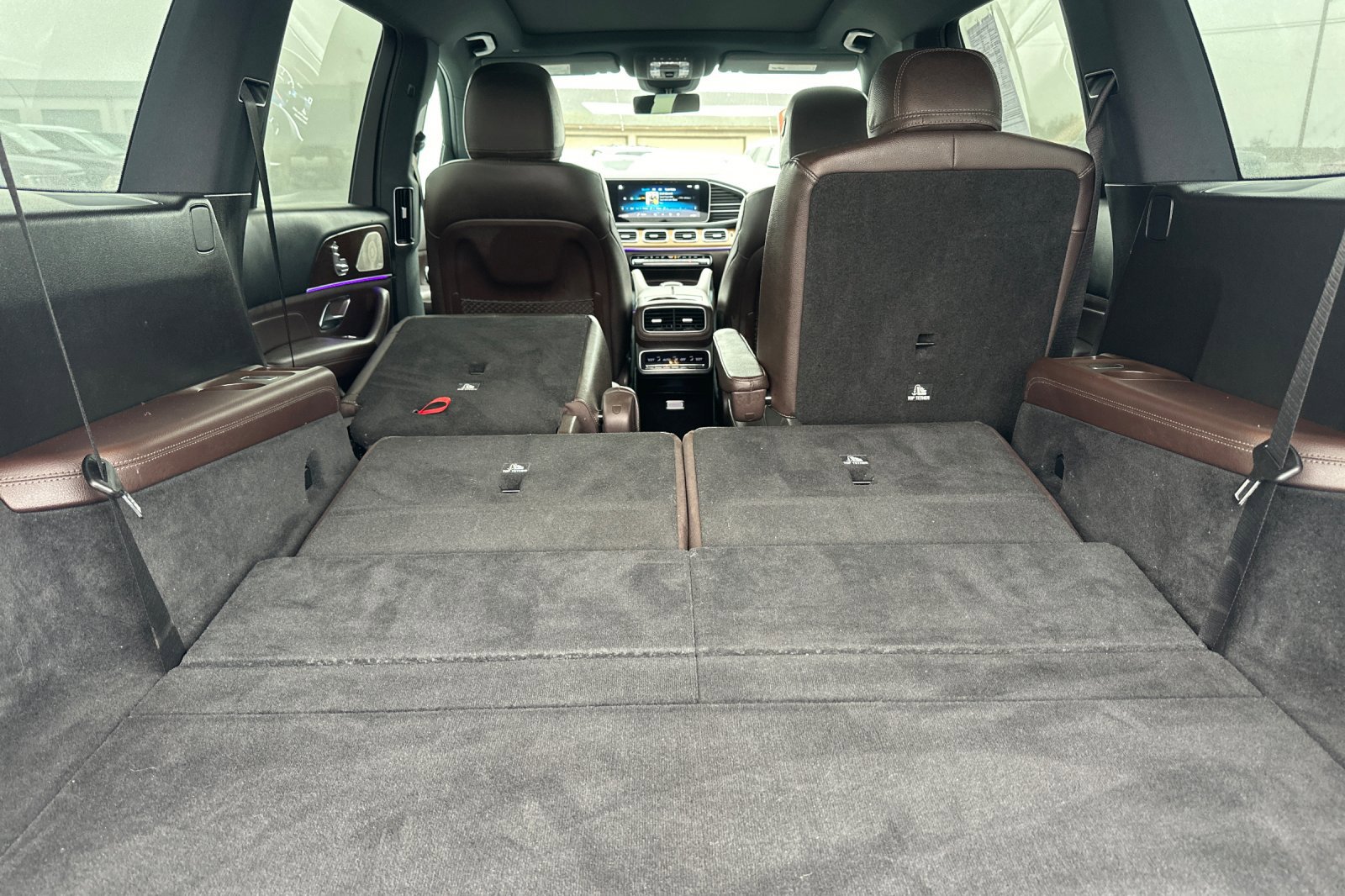 Used 2022 Mercedes-Benz GLS 450 4MATIC w/ AMG Line Exterior image 16