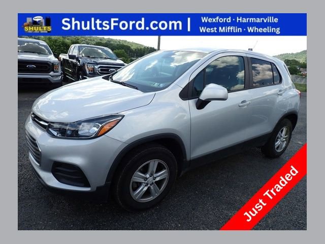 Used 2020 Chevrolet Trax LS w/ Tint and Cruise Package AWD/4WD image 1