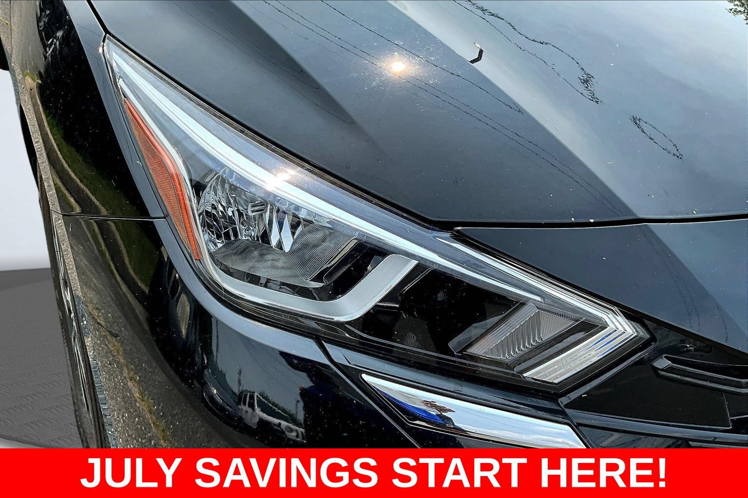 Used 2024 Nissan Versa S w/ S Plus Package FWD image 33