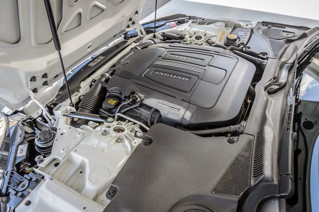 Used 2014 Jaguar F-TYPE Convertible RWD image 24