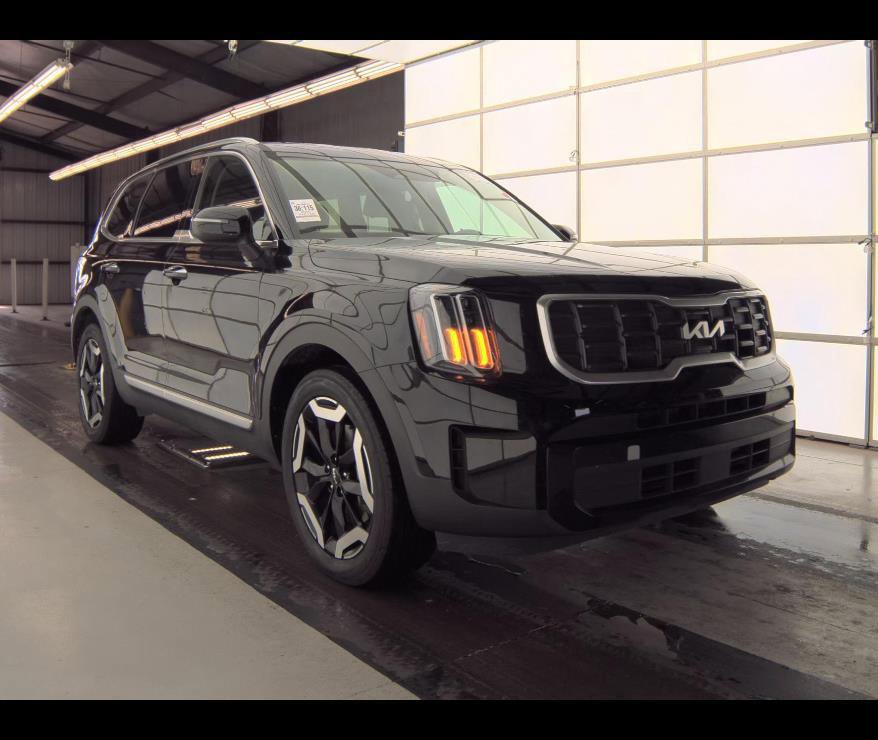 Used 2025 Kia Telluride S