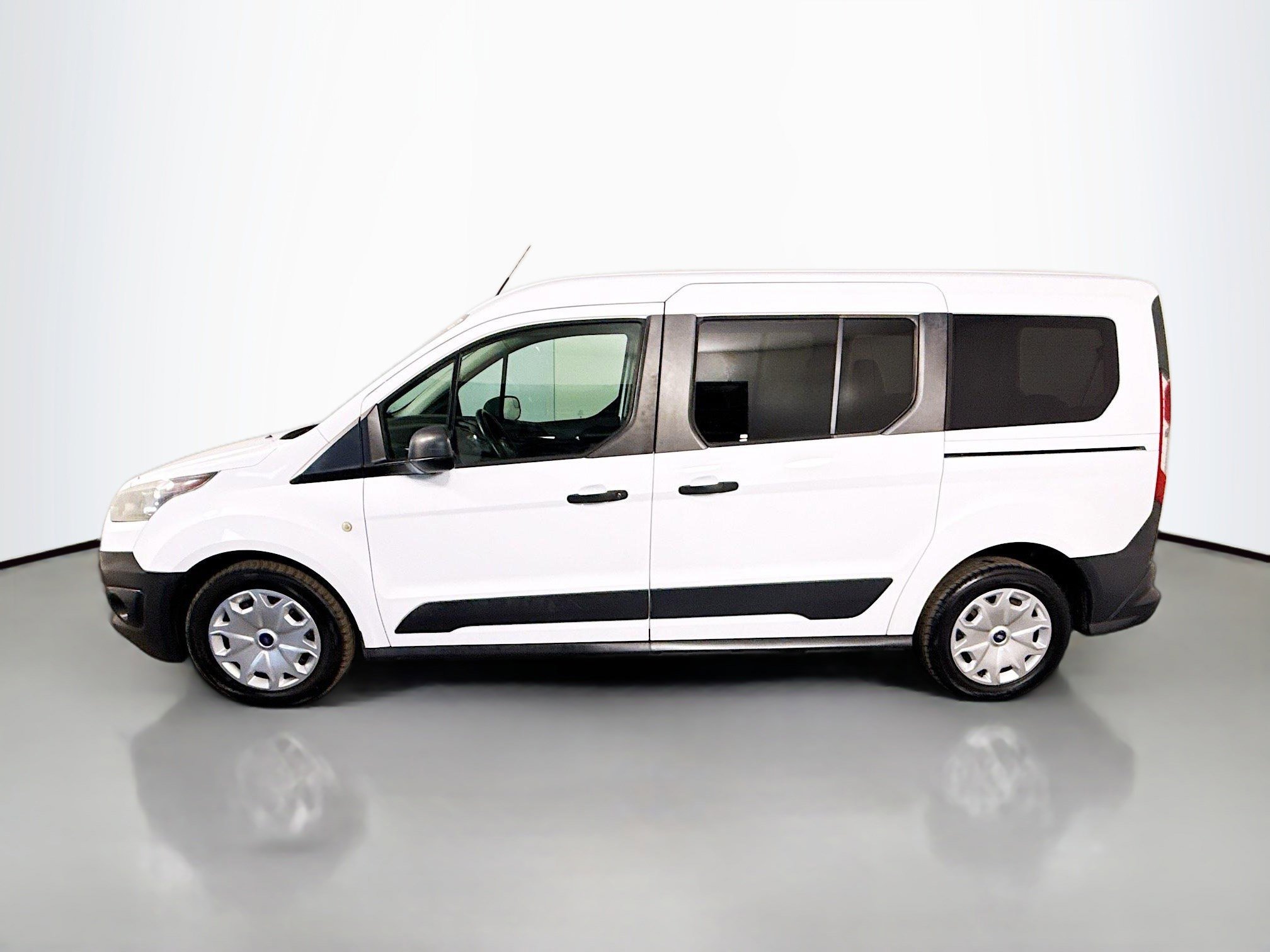 Used 2018 Ford Transit Connect XL image 6