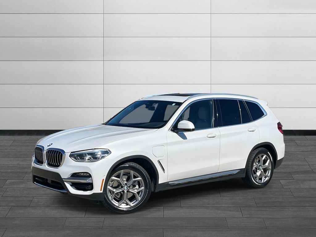 Used 2020 BMW X3 xDrive30e image 1