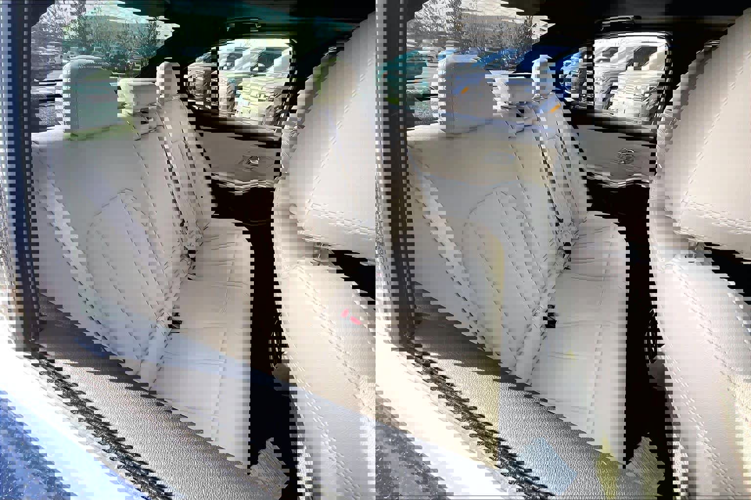 Used 2021 BMW 330i Sedan w/ Premium Package image 34