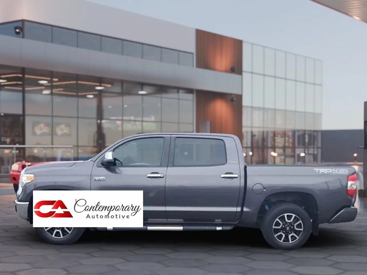 Used 2017 Toyota Tundra Limited w/ Limited Premium Package AWD/4WD image 4