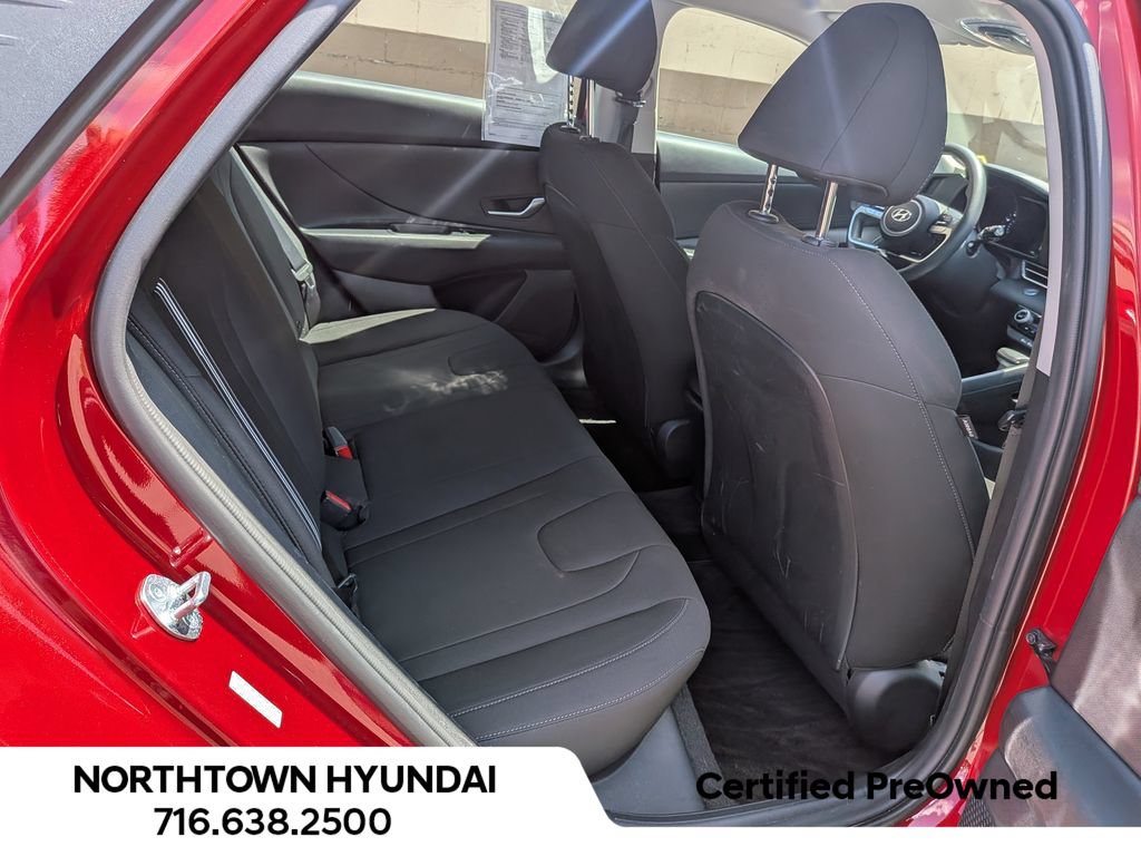 Used 2023 Hyundai Elantra SEL FWD image 30