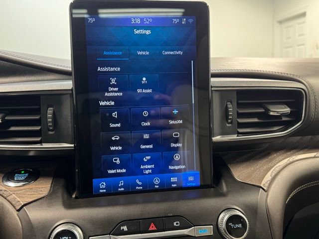 Used 2020 Ford Explorer Platinum image 21