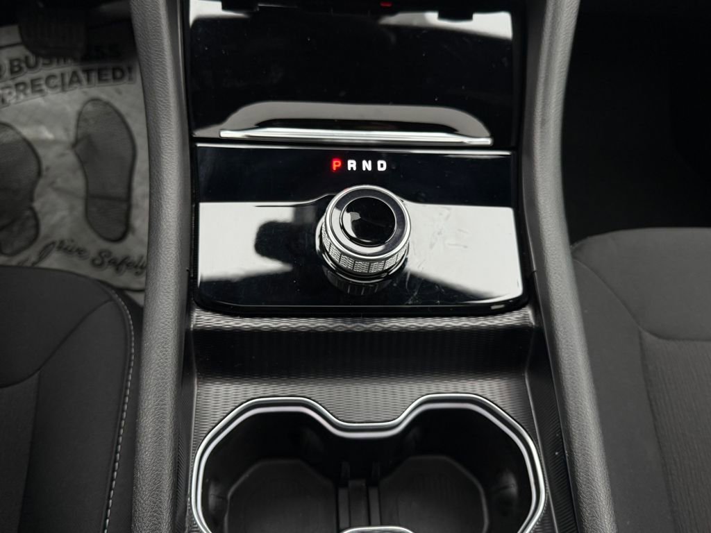 Used 2024 Jeep Grand Cherokee Laredo X image 28