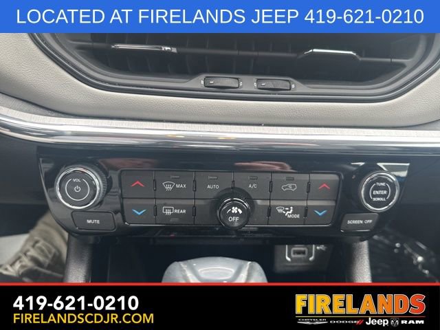Used 2022 Jeep Compass Limited image 24