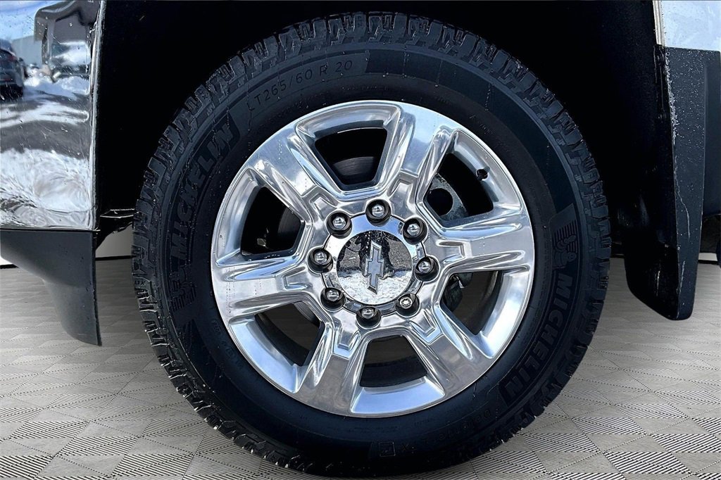 Used 2018 Chevrolet Silverado 2500 LTZ w/ Z71 Package, Off-Road image 9