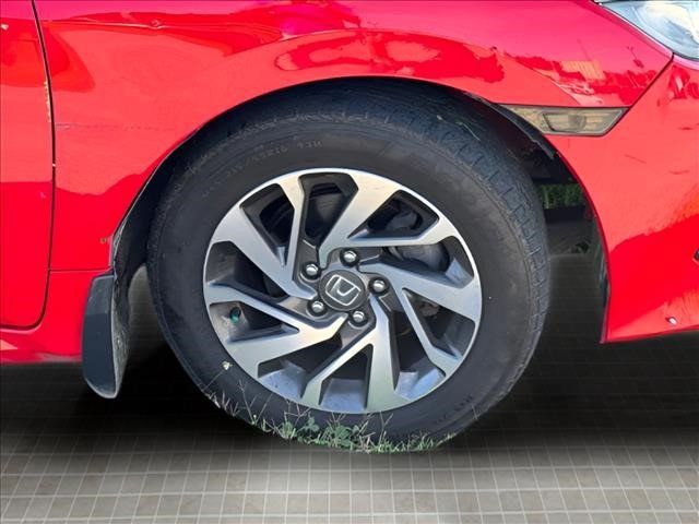 Used 2018 Honda Civic EX image 10