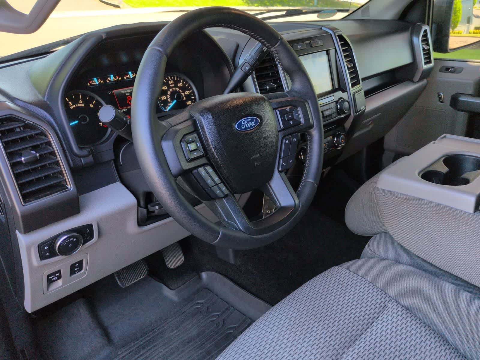 Used 2018 Ford F150 XLT w/ Equipment Group 302A Luxury AWD/4WD image 2