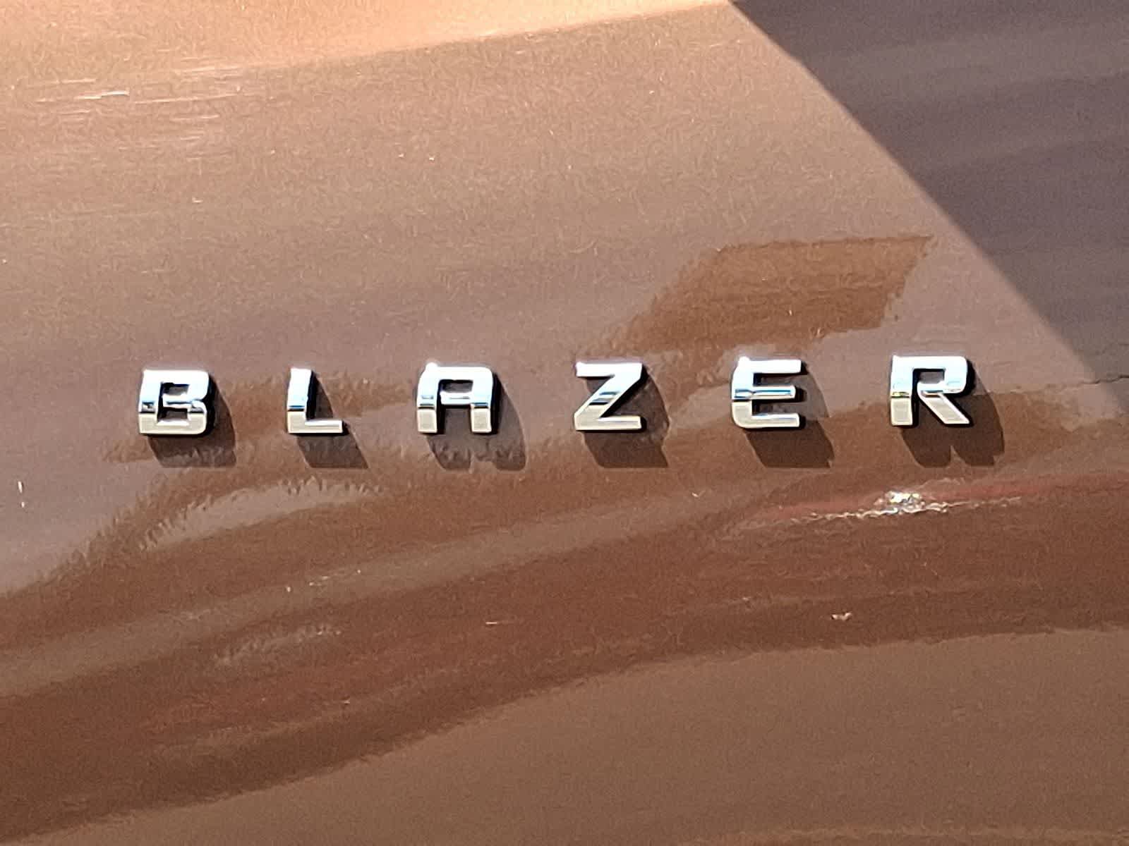 Certified 2023 Chevrolet Blazer LT w/ LPO, Black Grille Bar Package FWD image 36