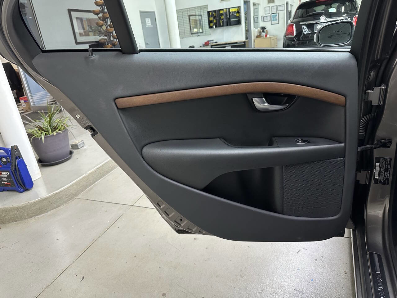 Used 2009 Volvo S80 3.2 image 12