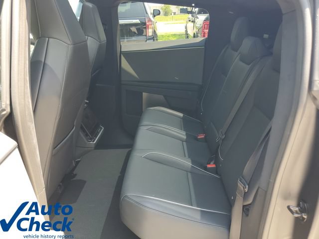 Used 2024 Tesla Cybertruck AWD Crew Cab image 10