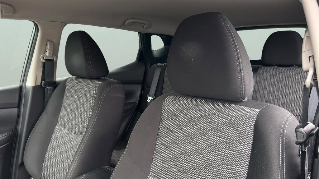 Used 2021 Nissan Rogue Sport SV image 15