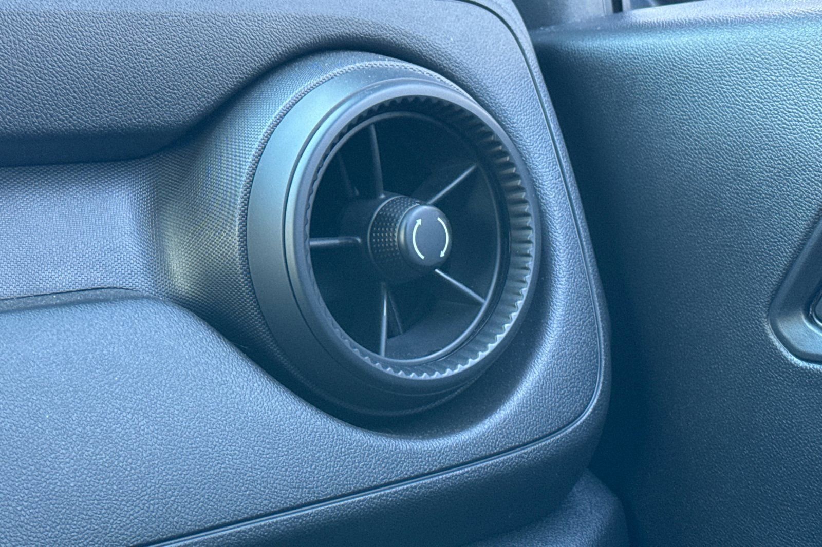 Used 2026 Chevrolet Colorado Trail Boss image 29