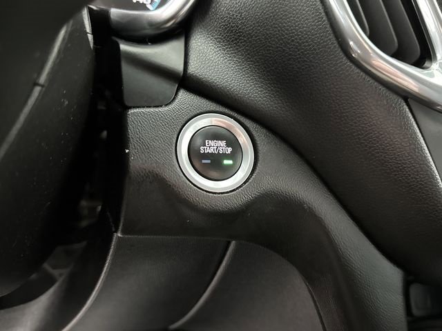 Used 2018 Chevrolet Equinox LT image 16