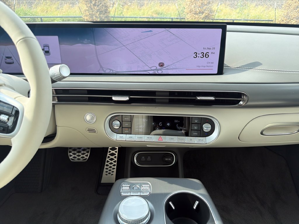 New 2027 Genesis GV60 Prestige AWD/4WD image 20