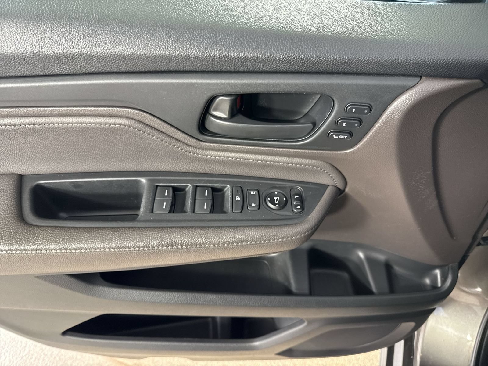 Used 2018 Honda Odyssey Touring image 20
