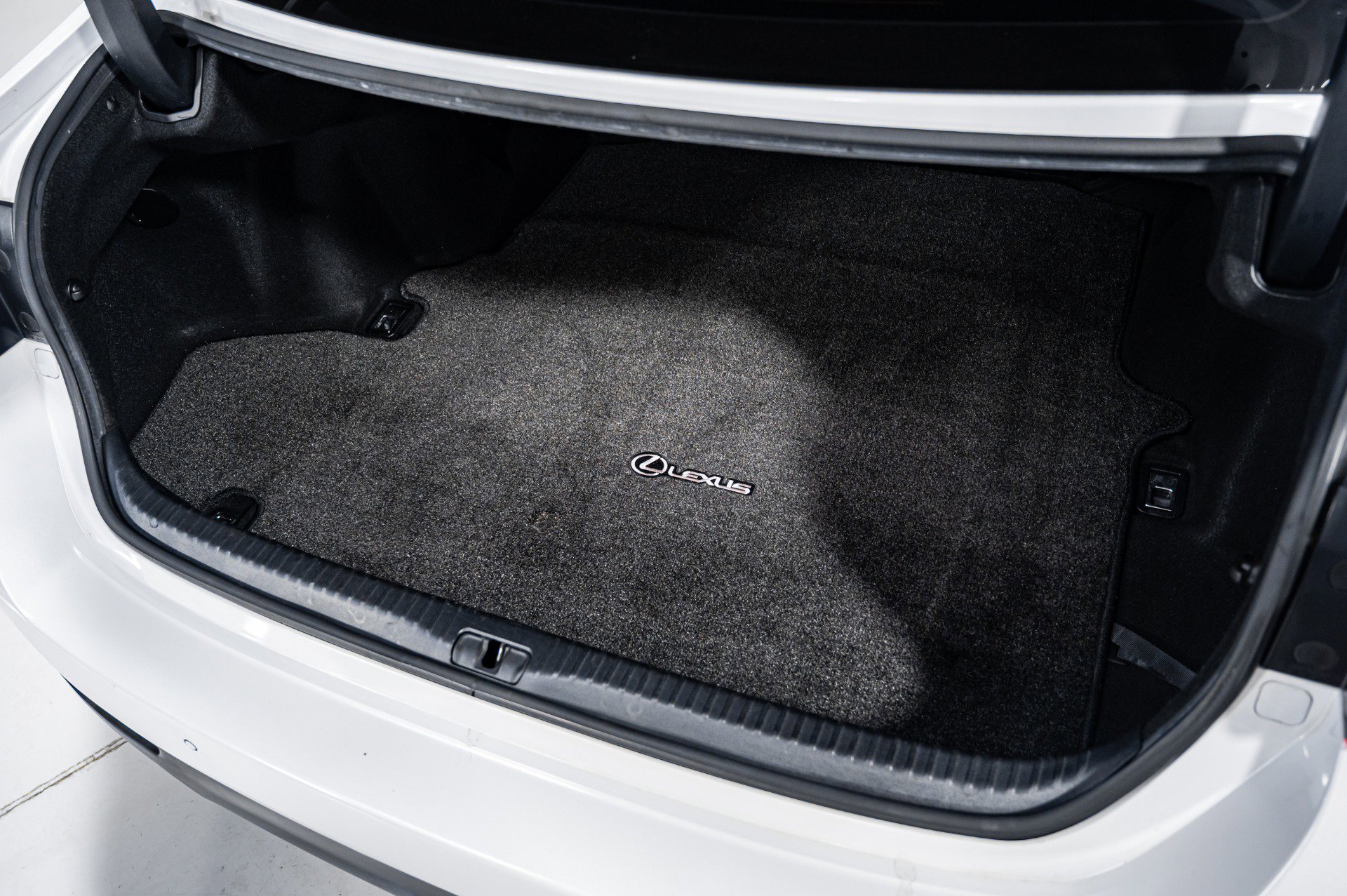 Used 2015 Lexus RC F w/ Premium Package image 28