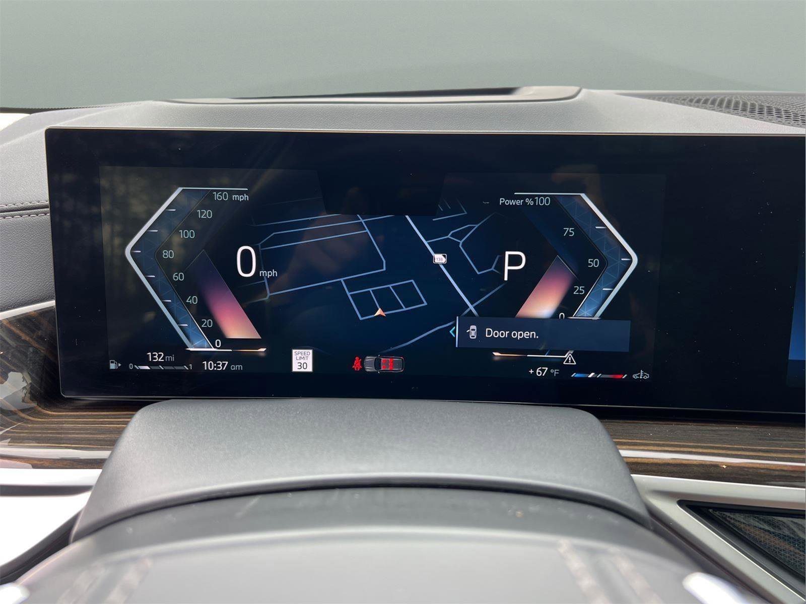 Used 2025 BMW X7 xDrive40i w/ Premium Package image 28