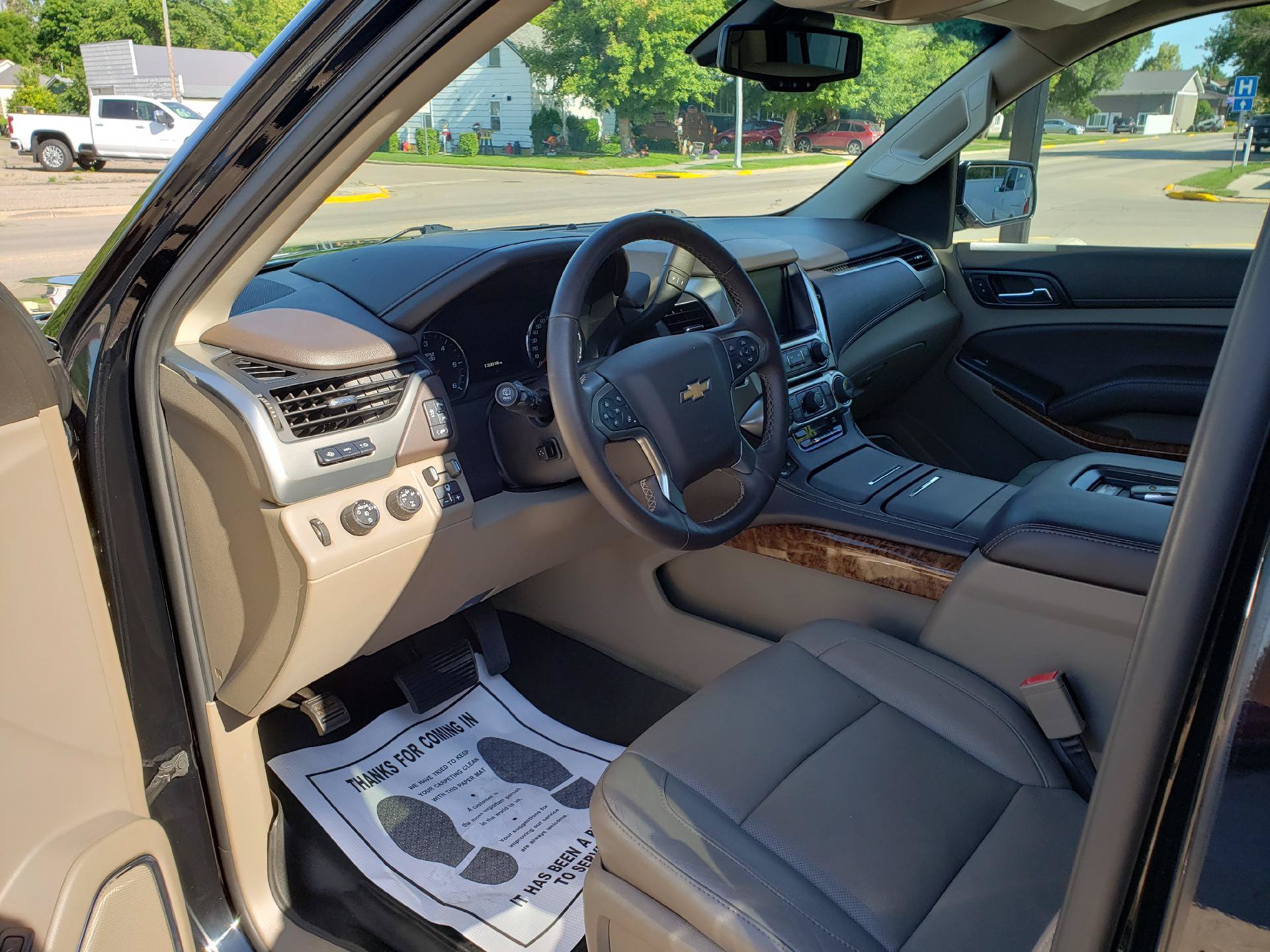 Used 2016 Chevrolet Tahoe LTZ AWD/4WD image 9
