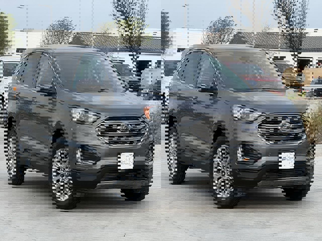 Used 2024 Ford Edge Titanium image 2