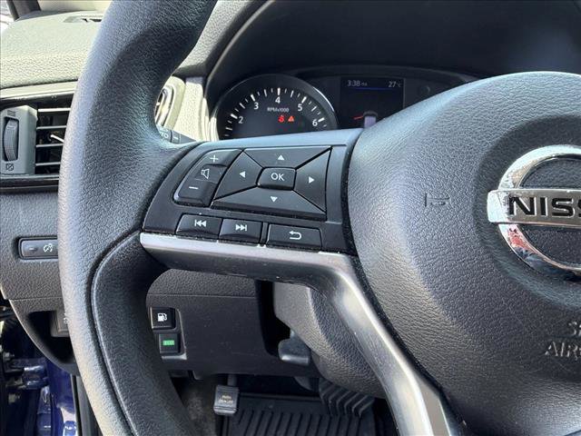 Used 2020 Nissan Rogue S AWD/4WD image 15