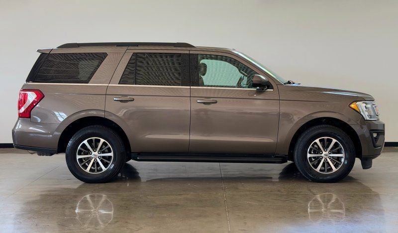 Used 2019 Ford Expedition XLT AWD/4WD image 8