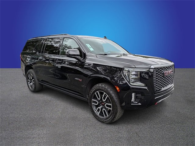 Used 2023 GMC Yukon XL AT4 w/ AT4 Premium Package image 7