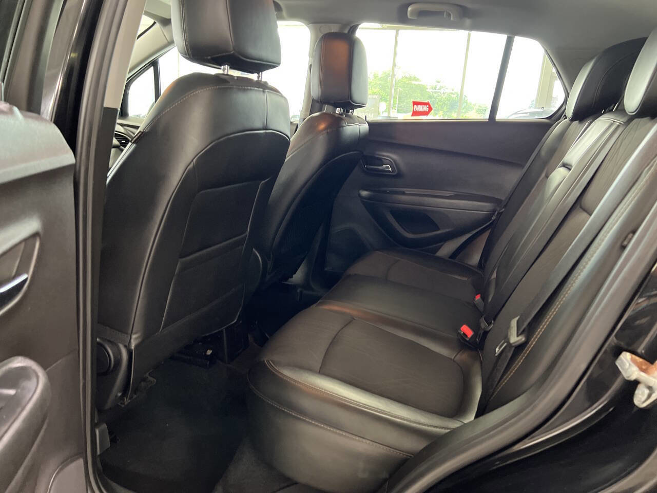 Used 2018 Chevrolet Trax LT w/ LT Convenience Package image 22