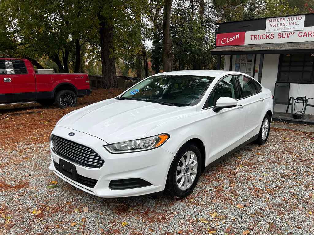 Used 2016 Ford Fusion S image 3