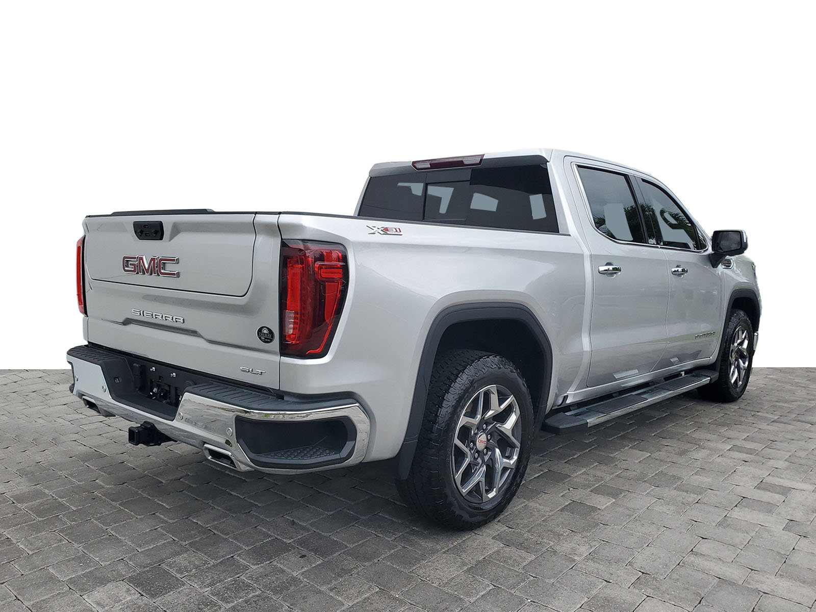 Used 2022 GMC Sierra 1500 SLT w/ SLT Premium Plus Package AWD/4WD image 6