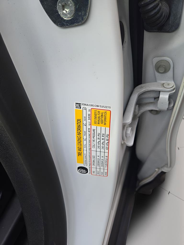 Used 2023 Chevrolet Equinox RS image 6