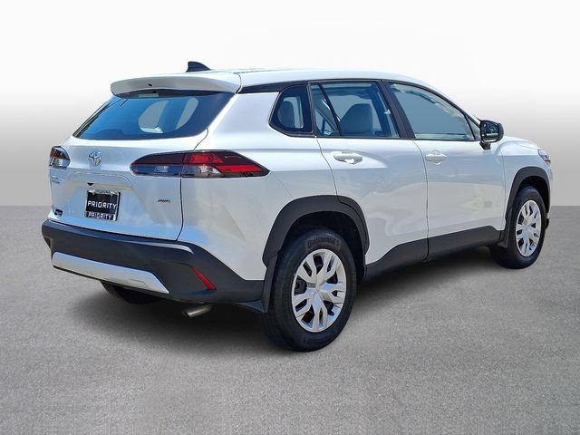 Used 2026 Toyota Corolla Cross L AWD/4WD image 4