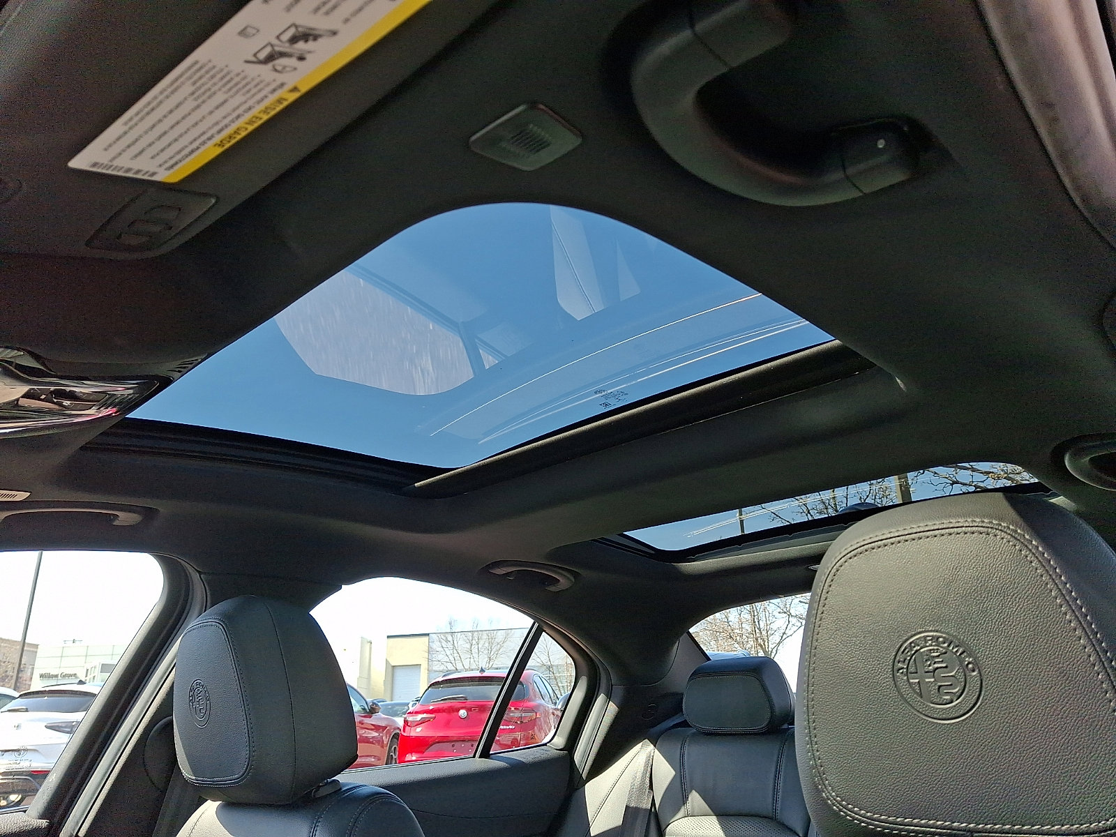 Used 2023 Alfa Romeo Giulia Veloce image 14