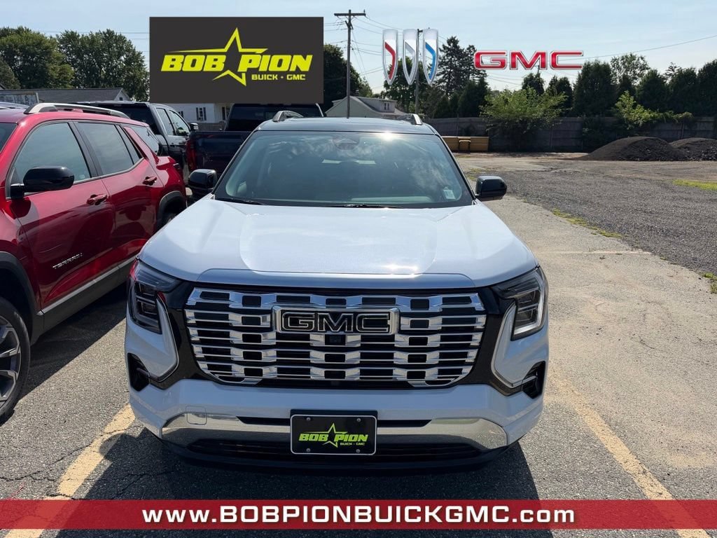 New 2027 GMC Terrain Denali w/ LPO, Black Badging Package AWD/4WD image 5